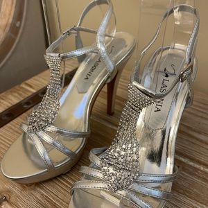 Lasonia silver metallic rhinestones platform shoe